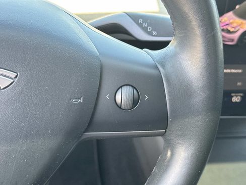 Used 2018 Tesla Model 3 Long Range RWD image 10