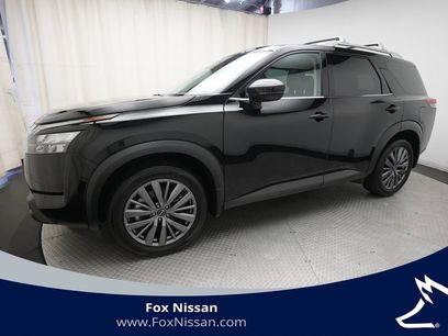 Certified 2025 Nissan Pathfinder SL w/ SL Premium Package