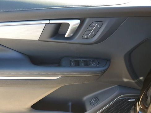 New 2026 Buick Enclave Preferred w/ Power Package FWD image 17
