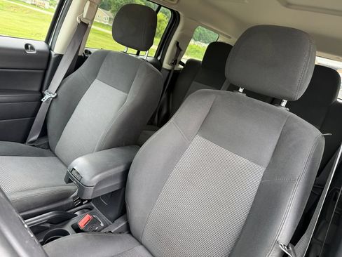 Used 2016 Jeep Patriot Sport w/ Power Value Group AWD/4WD image 17