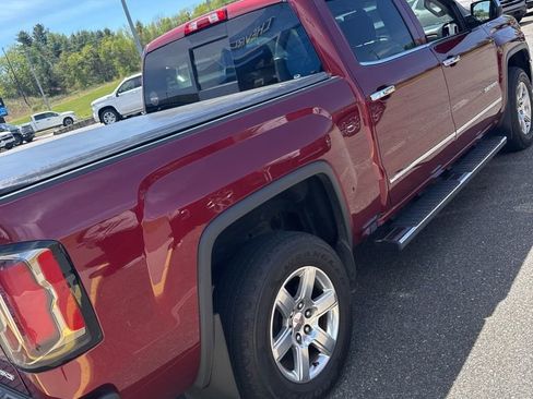 Used 2016 GMC Sierra 1500 SLT w/ SLT Preferred Package AWD/4WD image 3