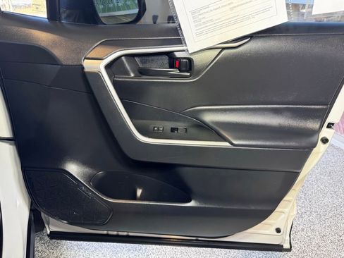 Certified 2023 Toyota RAV4 LE AWD/4WD image 46