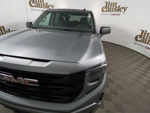 Used 2025 GMC Sierra 1500 Elevation image 3