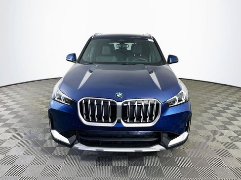 Used 2025 BMW X1 xDrive28i AWD/4WD image 3