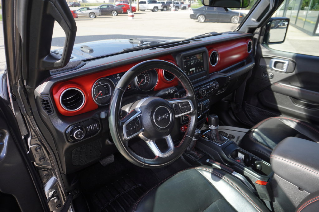 Used 2021 Jeep Gladiator Rubicon w/ Trailer Tow Package AWD/4WD image 25