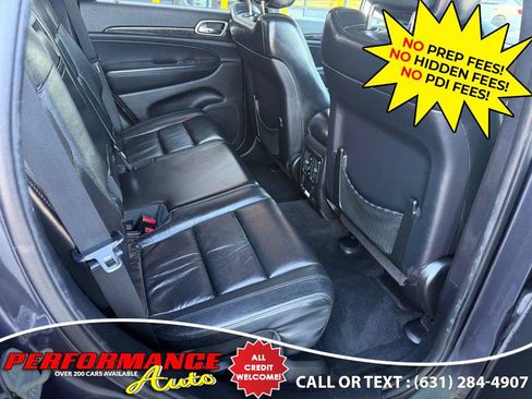 Used 2013 Jeep Grand Cherokee Laredo AWD/4WD image 9