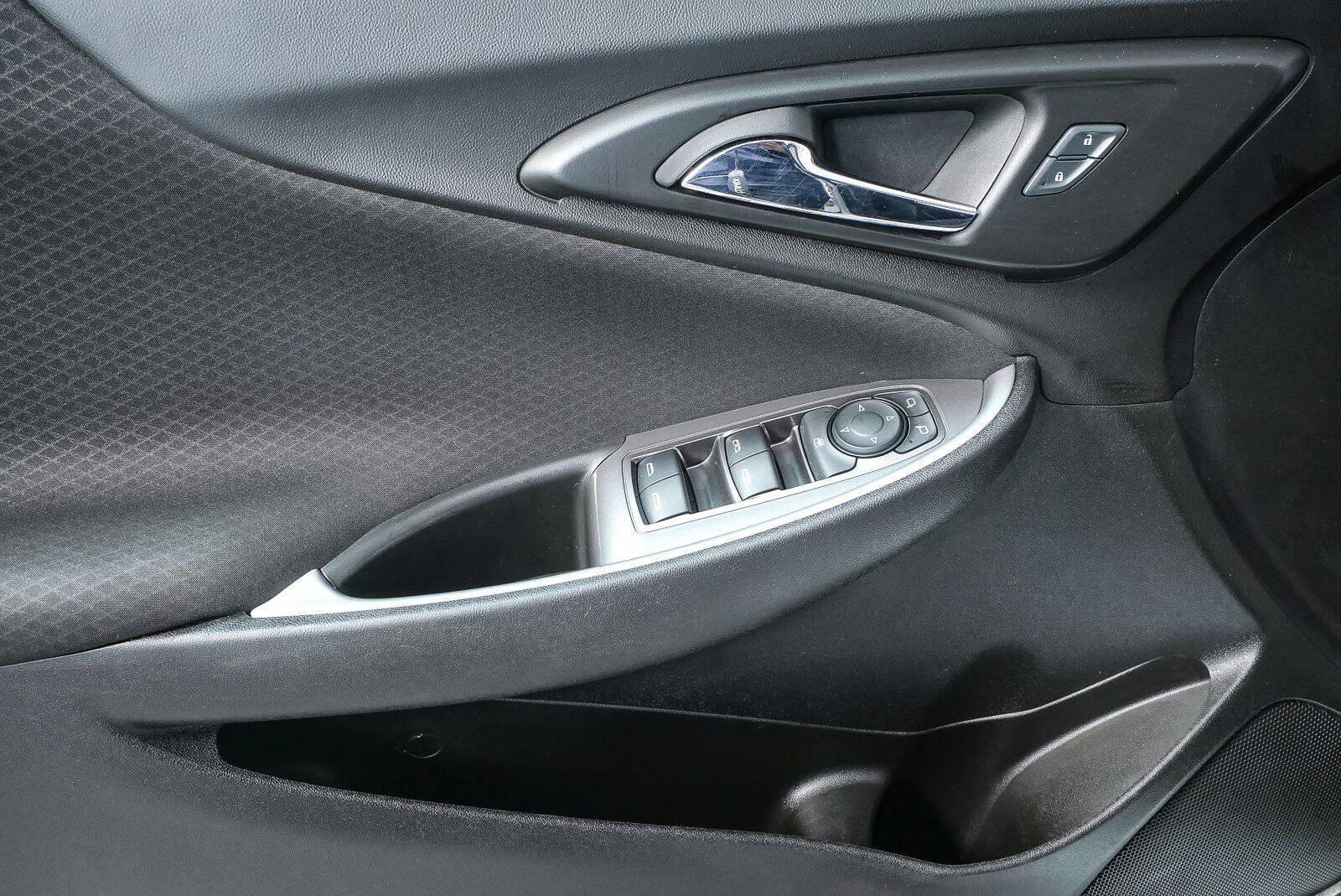 Used 2024 Chevrolet Malibu LT FWD image 6