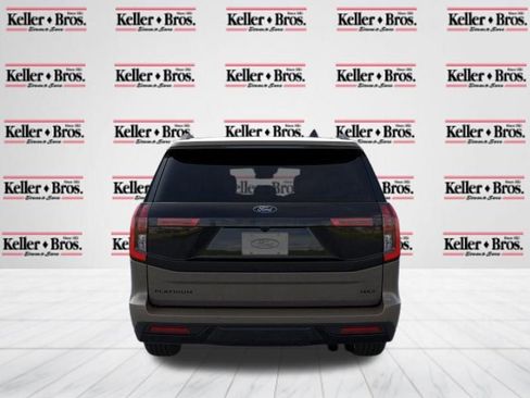 New 2026 Ford Expedition Max Platinum image 6
