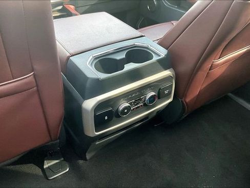 Used 2024 Ford Expedition Max Limited image 36