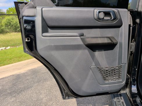 Used 2025 Ford Bronco Outer Banks AWD/4WD image 37
