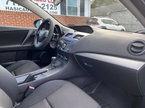 Used 2012 MAZDA MAZDA3 i Touring image 24