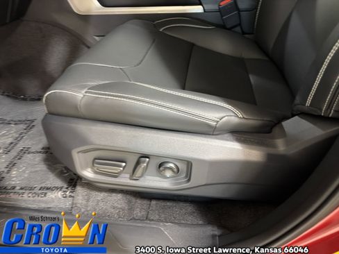 New 2026 Toyota Tundra Limited AWD/4WD image 16