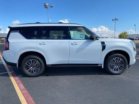 New 2026 Nissan Armada SL w/ Captain's Chari Seat Package image 7
