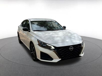 Used 2025 Nissan Altima 2.5 SR