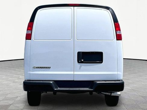 New 2026 Chevrolet Express 2500 w/ Driver Convenience Package RWD image 5