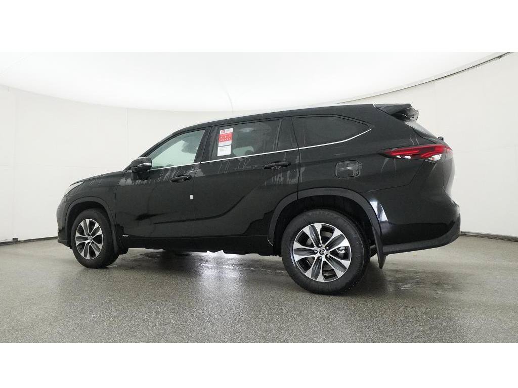 Used 2026 Toyota Highlander XLE AWD/4WD image 26