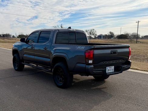 Used 2023 Toyota Tacoma SR w/ SR Convenience Package image 10