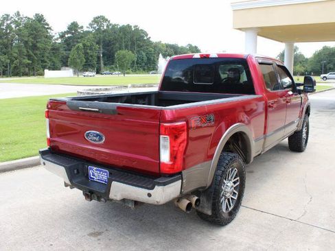 Used 2019 Ford F250 Lariat w/ Lariat Ultimate Package AWD/4WD image 16