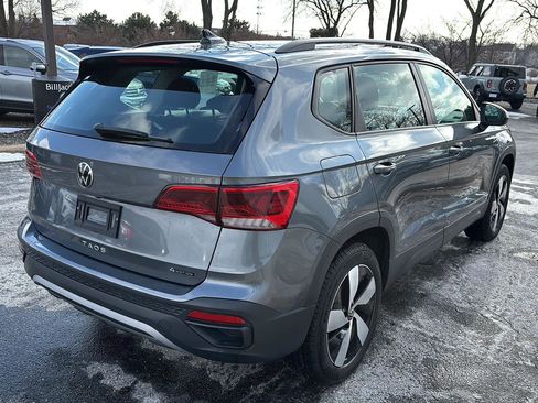 Used 2024 Volkswagen Taos S image 7