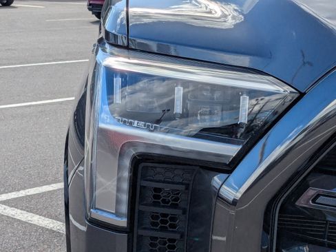 Used 2025 Toyota Tundra Platinum image 9