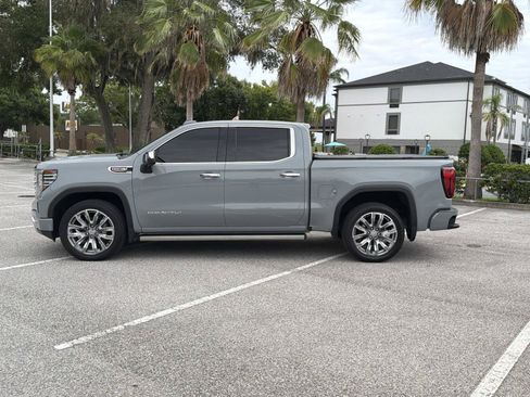 Used 2025 GMC Sierra 1500 Denali AWD/4WD image 7