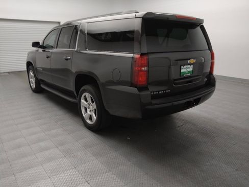 Used 2016 Chevrolet Suburban LS RWD image 5