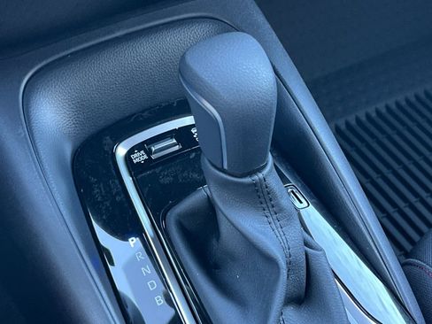 Used 2026 Toyota Corolla SE image 18