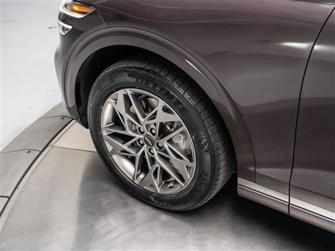 Used 2023 Genesis GV70 2.5T w/ Select Package image 12