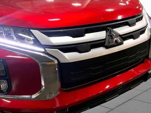 Used 2022 Mitsubishi Outlander Sport ES FWD image 30