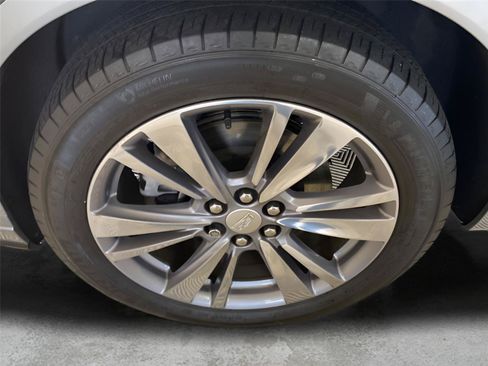 Used 2024 Cadillac XT6 Premium Luxury AWD/4WD image 18