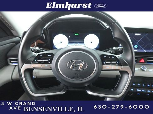 Used 2021 Hyundai Elantra Limited image 14