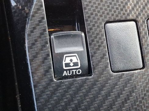 Used 2020 Toyota 4Runner TRD Off-Road AWD/4WD image 23