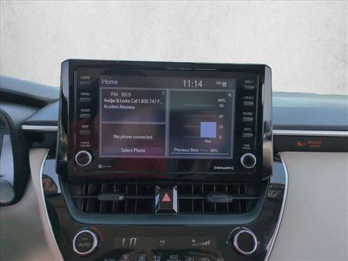 Used 2022 Toyota Corolla LE FWD image 14