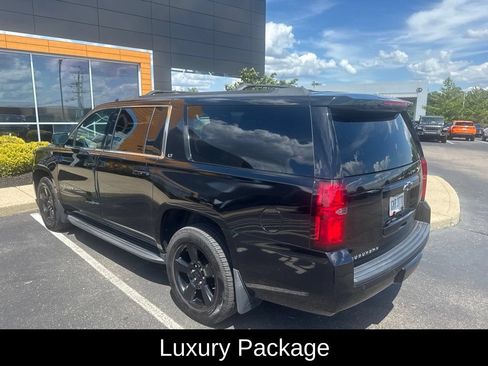Used 2017 Chevrolet Suburban LT AWD/4WD image 4