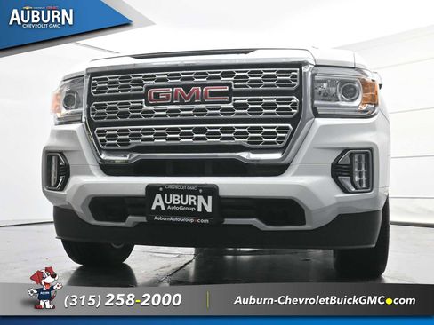 Used 2021 GMC Canyon Denali image 17