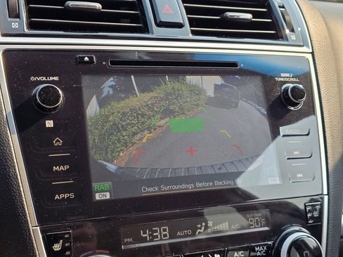 Used 2018 Subaru Outback 3.6R Limited AWD/4WD image 21