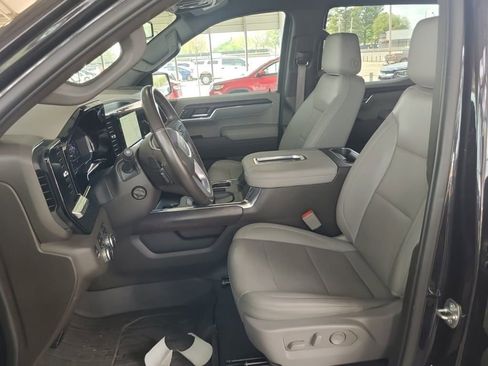 Used 2022 GMC Sierra 1500 SLT w/ SLT Premium Plus Package image 7