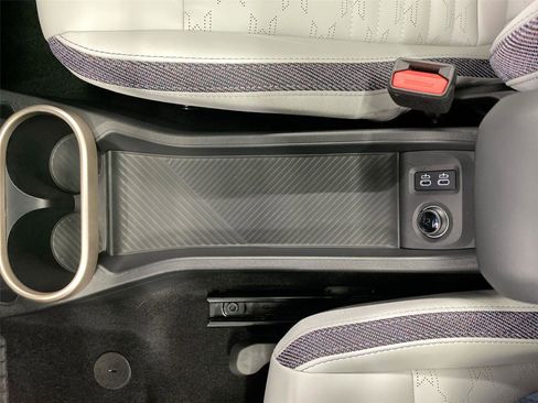 Certified 2025 MINI Cooper S FWD image 27