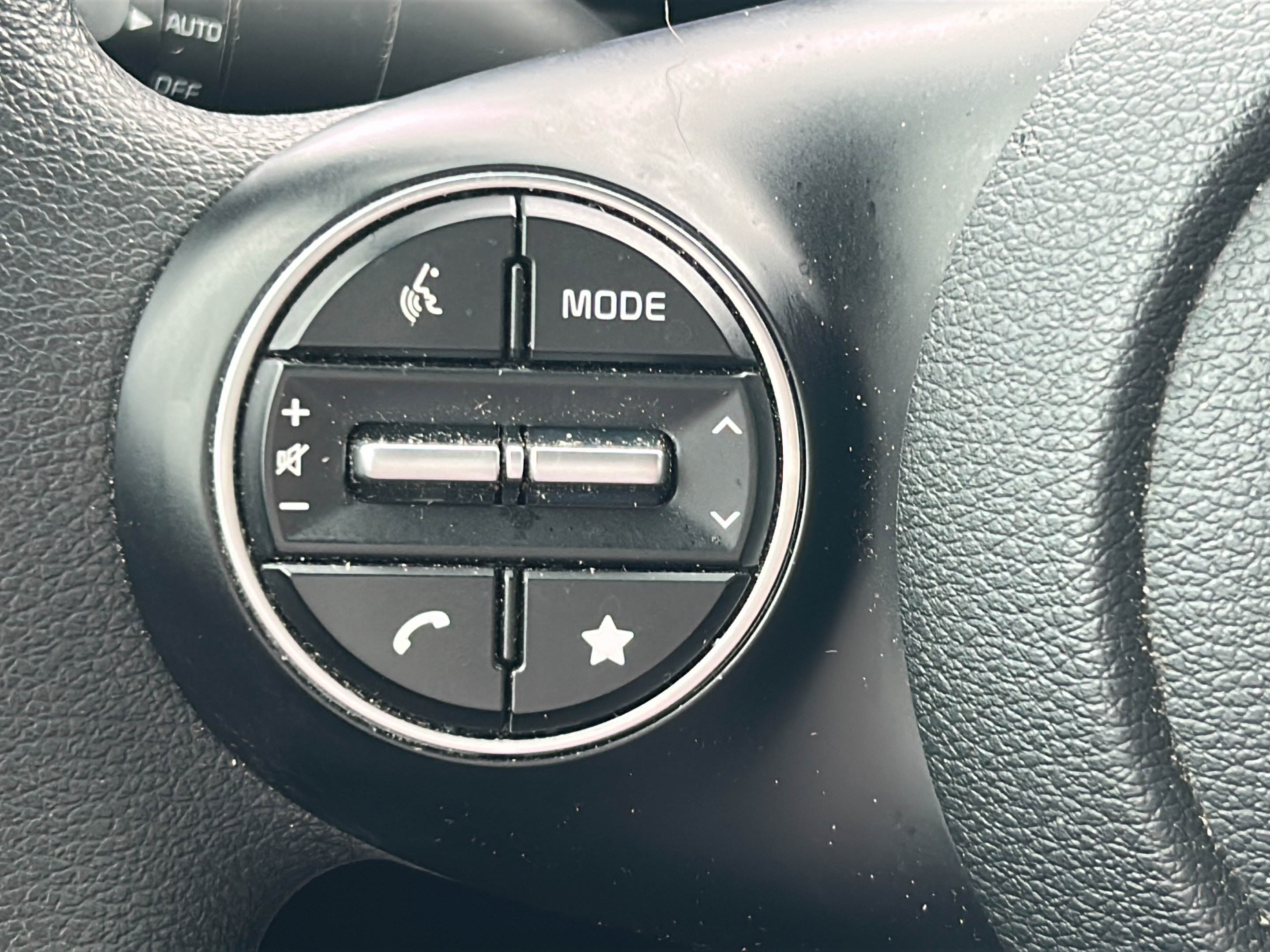 Certified 2023 Kia Soul LX FWD image 20
