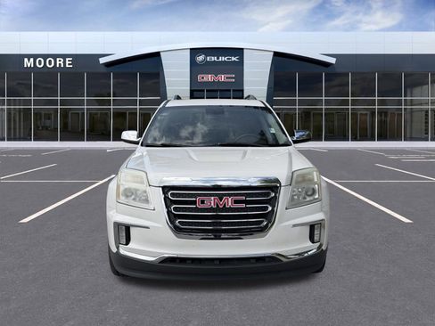 Used 2017 GMC Terrain SLT w/ Open Road Package image 3
