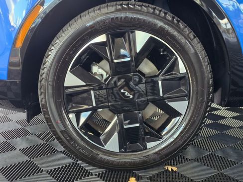 Used 2026 Kia Sportage SX image 11