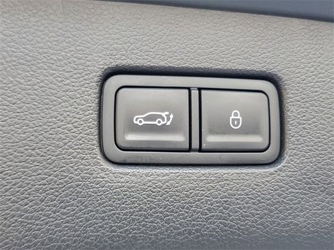 Used 2025 Genesis GV80 2.5T Standard image 10