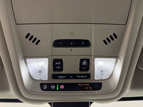 Certified 2022 GMC Terrain Denali w/ LPO, Floor Liner Package image 32