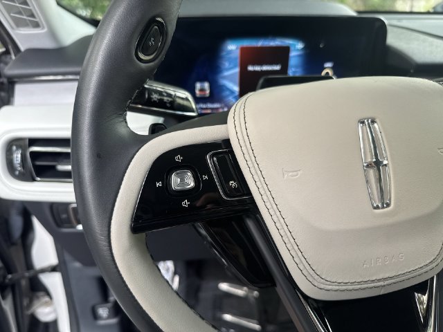 Used 2025 Lincoln Aviator Reserve w/ Illumination Package AWD/4WD image 19