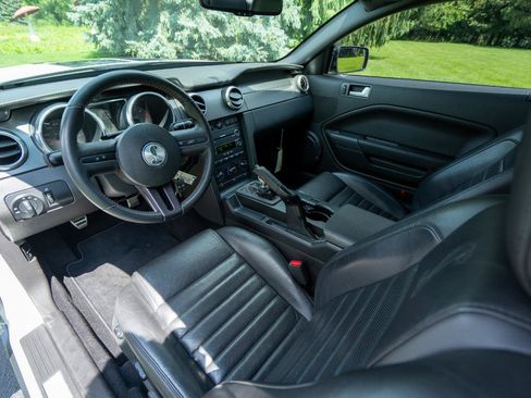 Used 2008 Ford Mustang Shelby GT500 RWD image 13