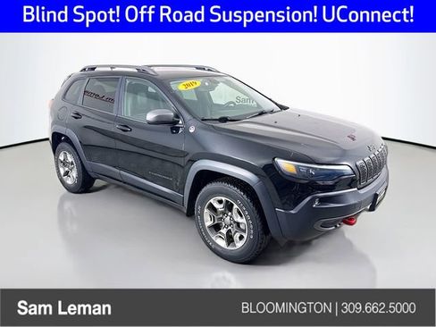 Used 2019 Jeep Cherokee Trailhawk image 1