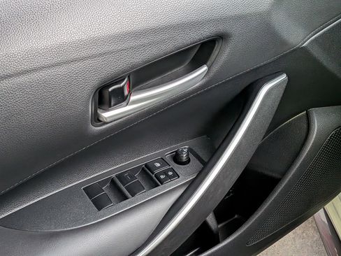 Certified 2020 Toyota Corolla SE FWD image 9