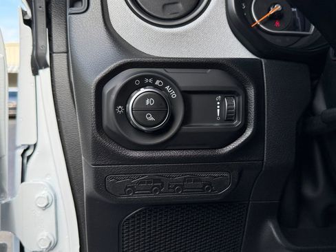New 2026 Jeep Gladiator Sport AWD/4WD image 31