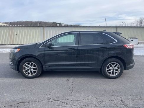 Used 2023 Ford Edge SEL image 9