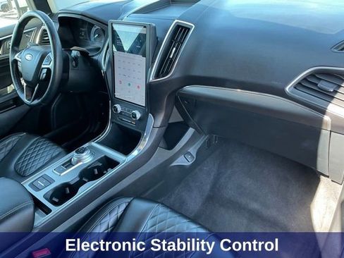 Used 2024 Ford Edge Titanium AWD/4WD image 25